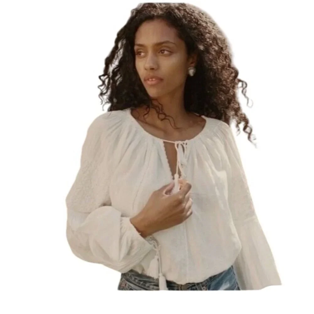 Doen Cream Blouse with Tassels - Picture 3 of 12